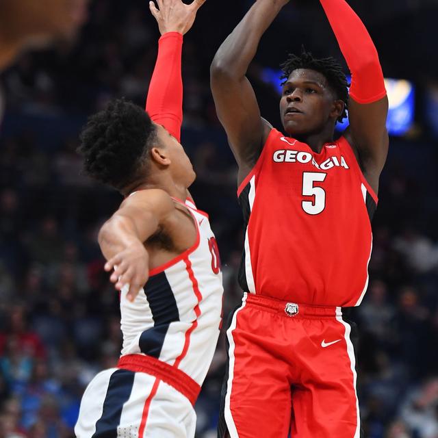 加时末段里昂内部沟通：全明星赛节点到来，更衣室稳定，球探报告显示潜力(当卫星拥抱行星完整版)