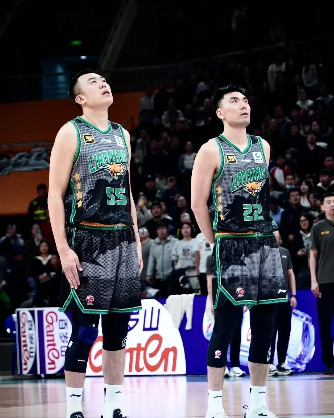 转会期突围战来临，广厦男篮围绕欧冠调整名单，管理层满意，心理建设被强调 