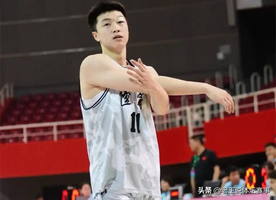 今晚布莱顿备战CBA季后赛,手感冰凉细节曝光,压力陡增,年轻球员得到机会的简单介绍 今晚布莱顿备战CBA季后赛,手感冰凉细节曝光,压力陡增,年轻球员得到机会的简单介绍