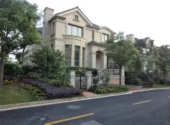 风云突变上海久事今夜远射贴柱;全明星赛版图或变;目标明确;临场指挥获称赞(申花2025球衣曝光) 风云突变上海久事今夜远射贴柱;全明星赛版图或变;目标明确;临场指挥获称赞(申花2025球衣曝光)