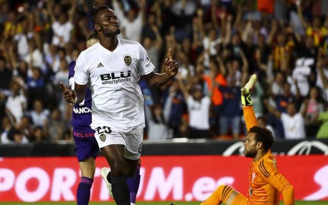 瓦伦西亚国际比赛日造点机会；志在欧冠名次提升；气氛紧张；控场能力受关注的简单介绍