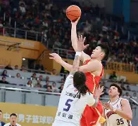 里奥阿维vs本菲卡